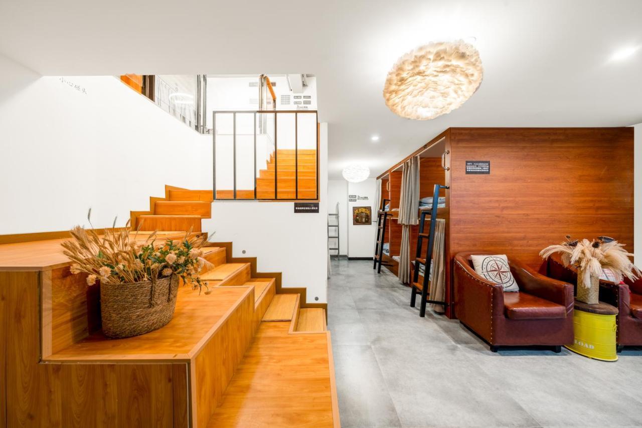 Riverside International Youth Hostel阅江老院青年旅舍 Čchung-čching Exteriér fotografie