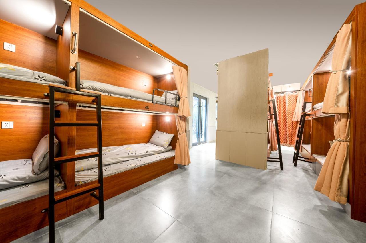 Riverside International Youth Hostel阅江老院青年旅舍 Čchung-čching Exteriér fotografie