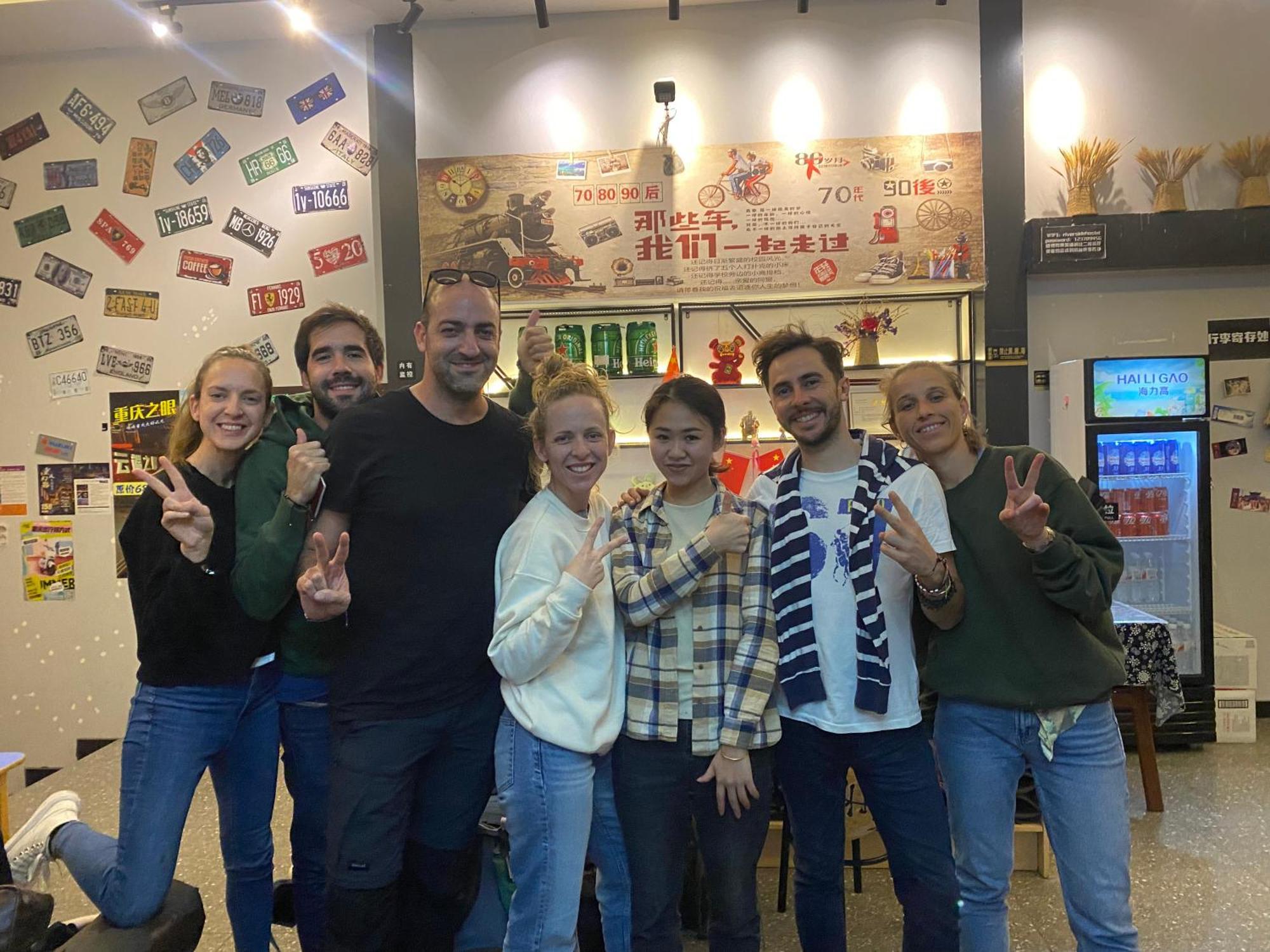 Riverside International Youth Hostel阅江老院青年旅舍 Čchung-čching Exteriér fotografie