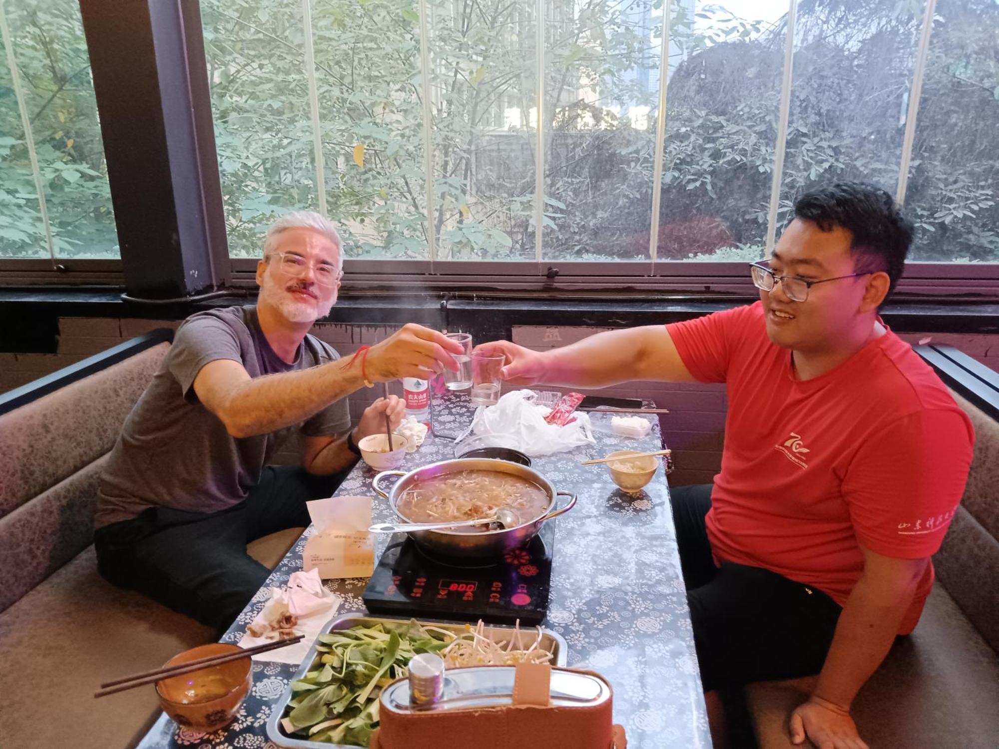 Riverside International Youth Hostel阅江老院青年旅舍 Čchung-čching Exteriér fotografie